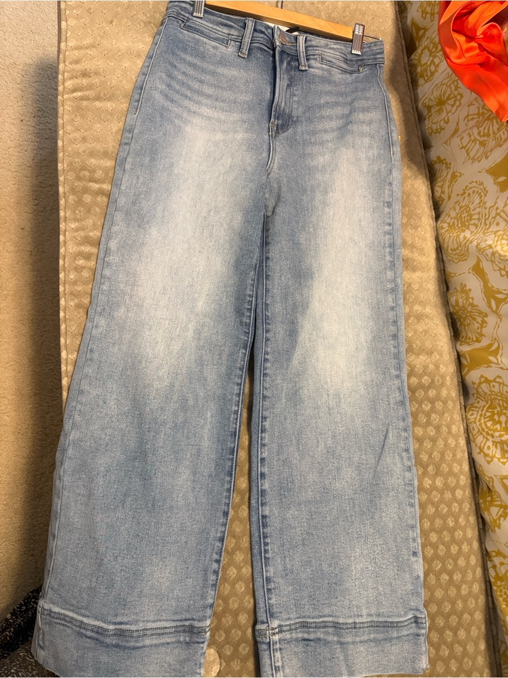 High-Rise Light Blue Wide-Leg Jeans for Women